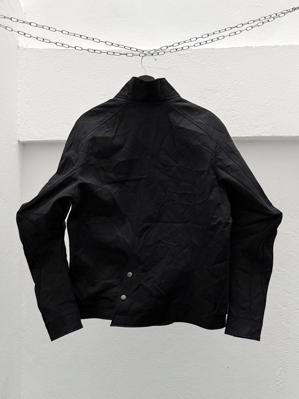 EC008-HSJ

High neck Slanted Jacket