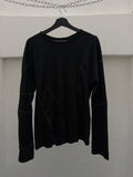 EC0024 - SAL 

Scarstitch Asymmetrical Longsleeve