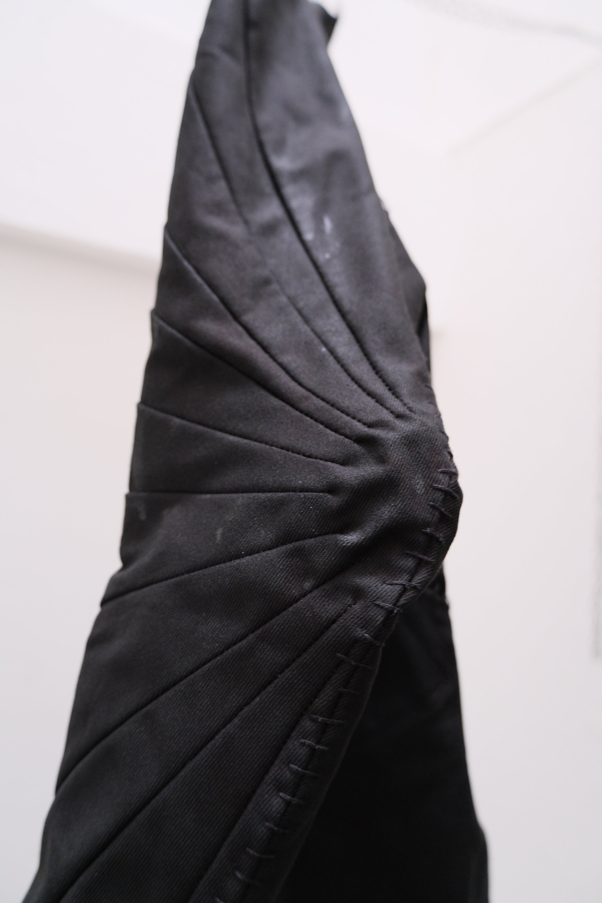 EC0025 - DDJ
DISSOLUTION DARTED JACKET