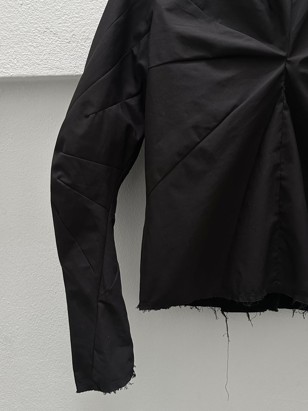 EC002 - ACJ

Anatomical Curvature Jacket