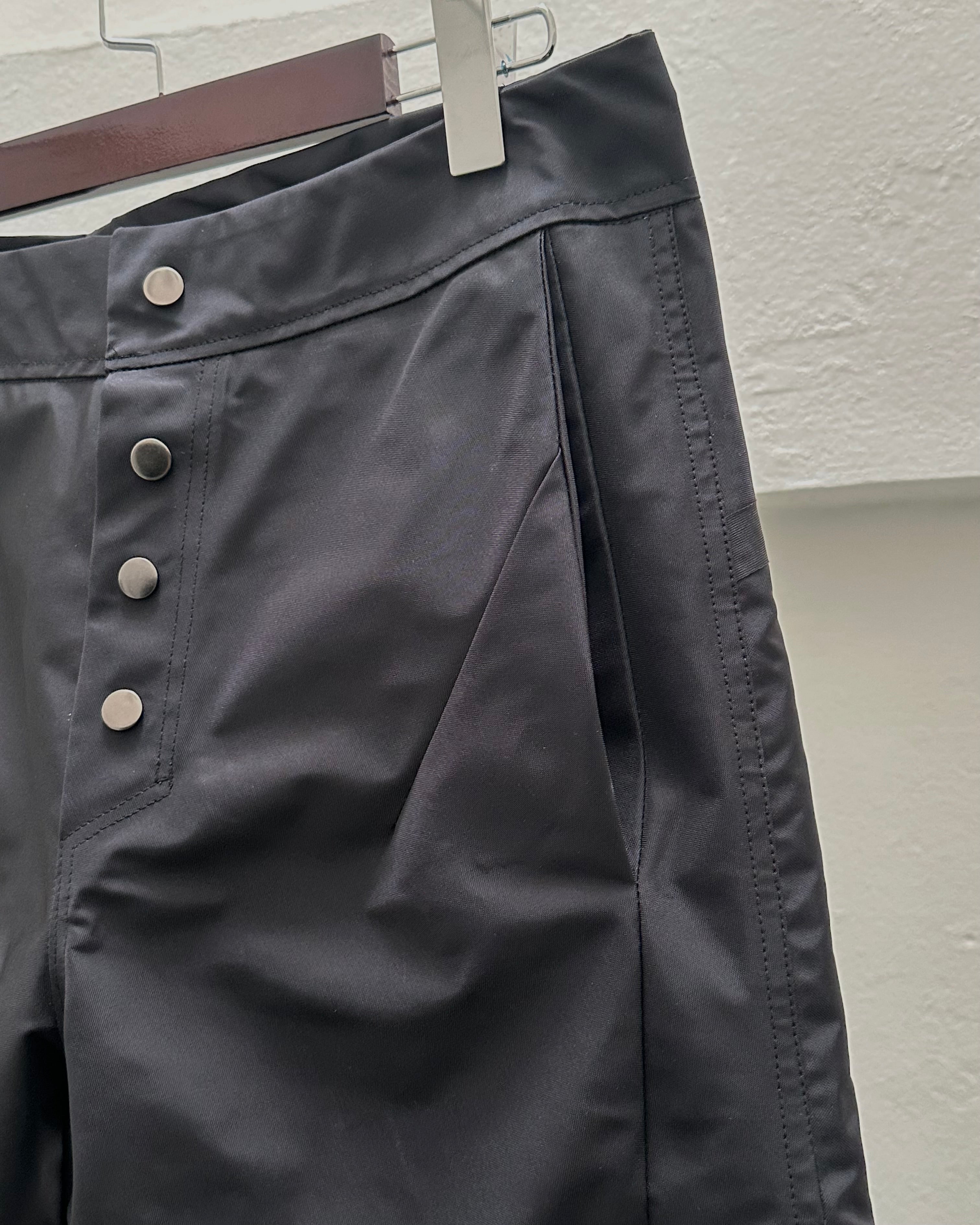 EC0011 - SST

Spiral Stacks Trousers
