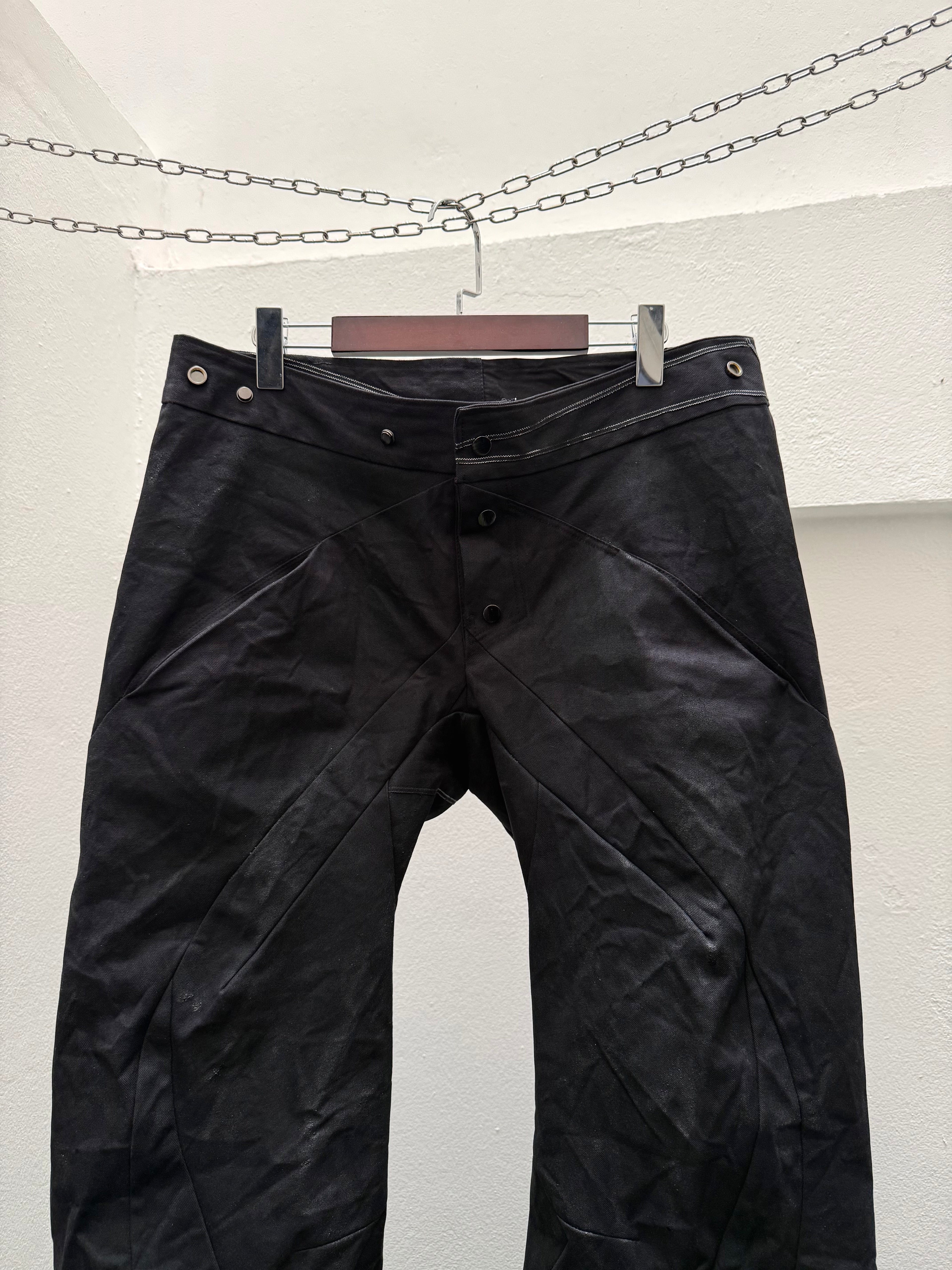 EC0020 LOT/TS(Selvedge)
Linea Obscura Trousers