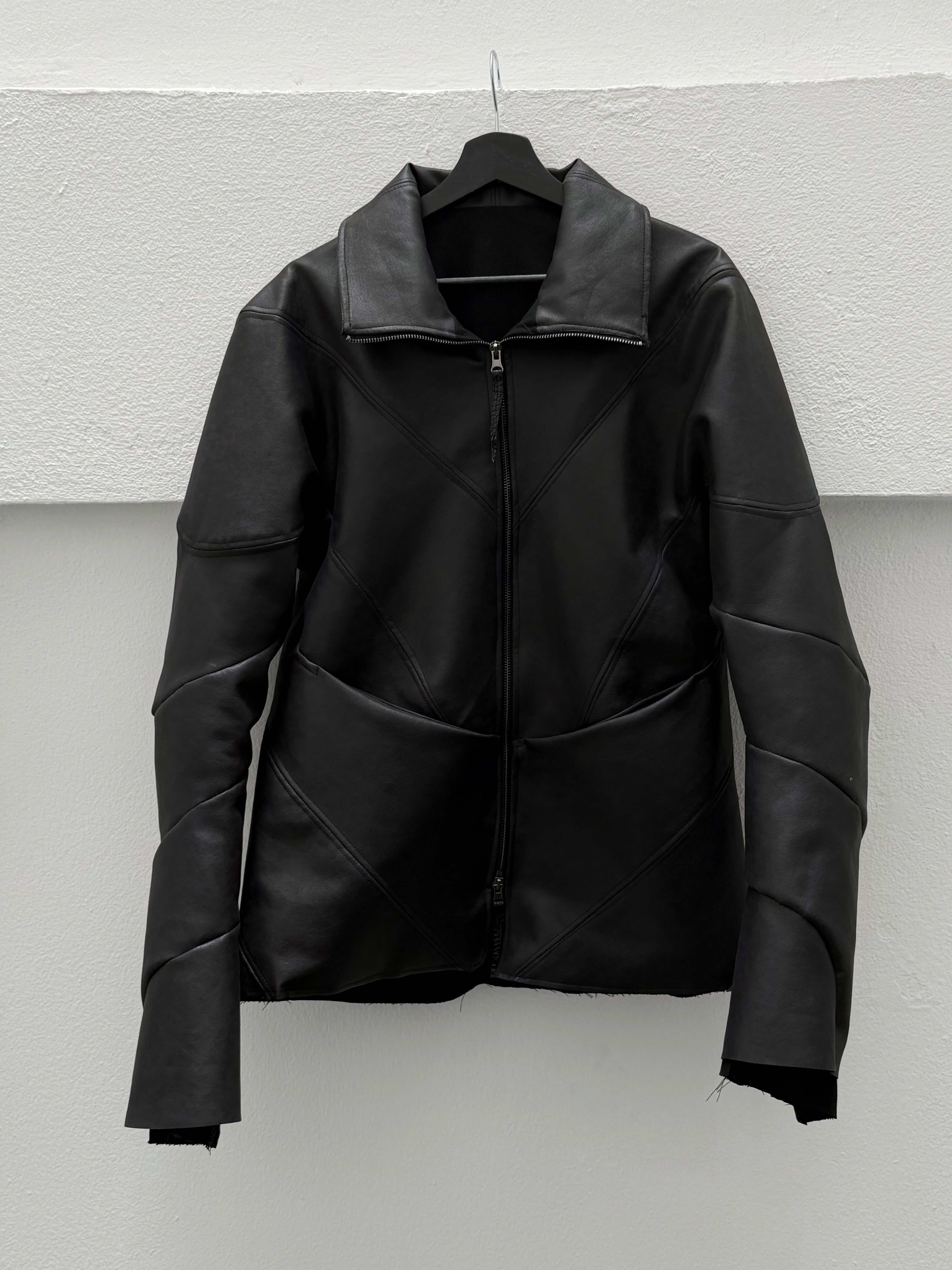 EC005 - SVJ

Spiral Vein Jacket