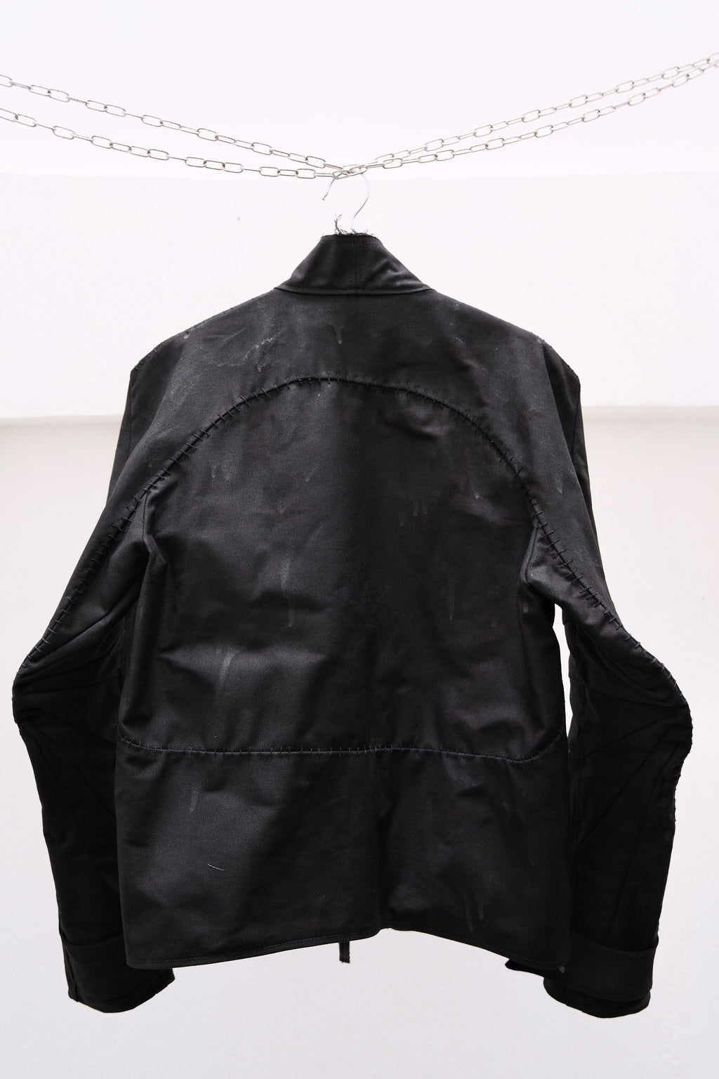 EC0025 - DDJ
DISSOLUTION DARTED JACKET