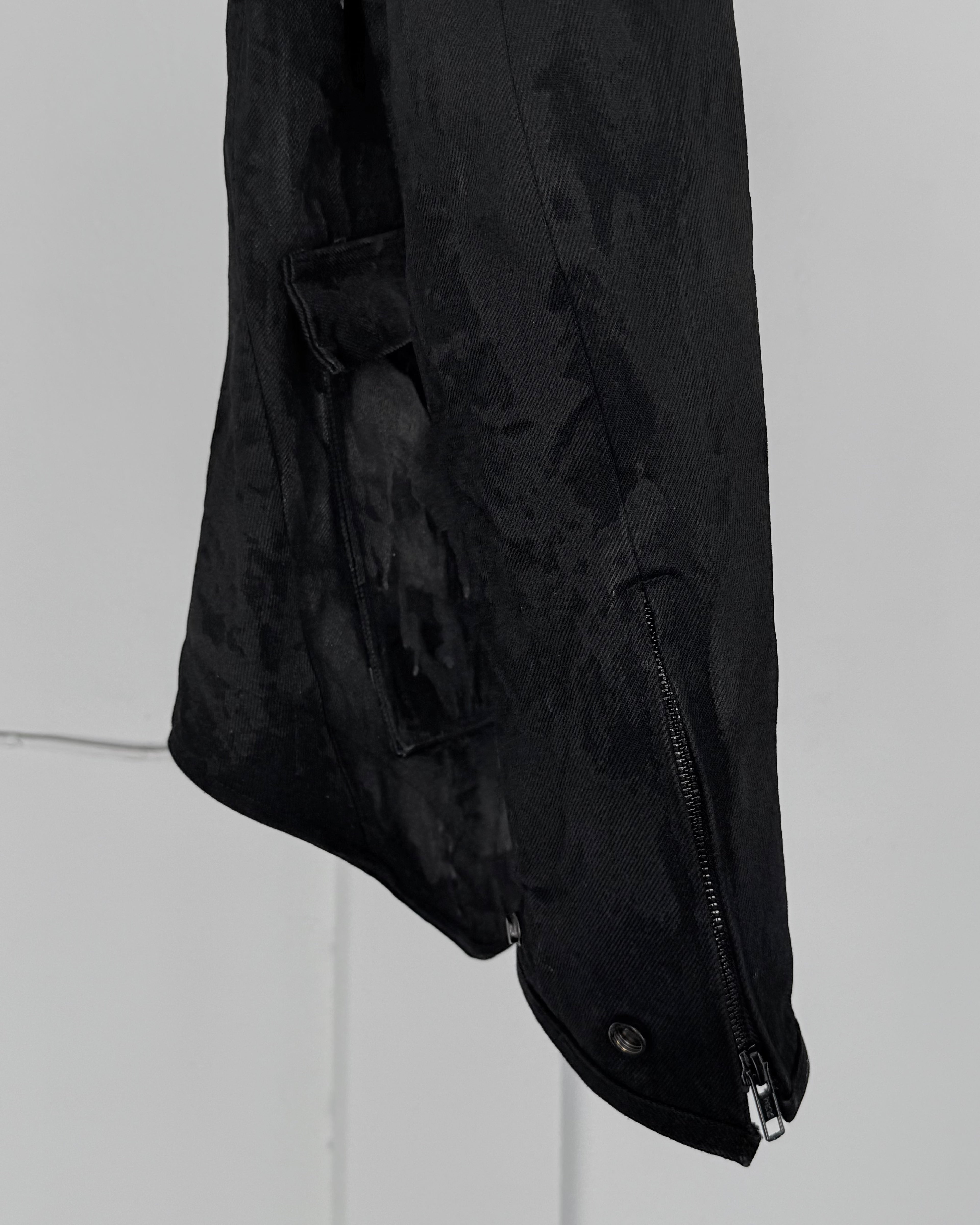 EC0012 - CWJ

Coated Waxed Jacket